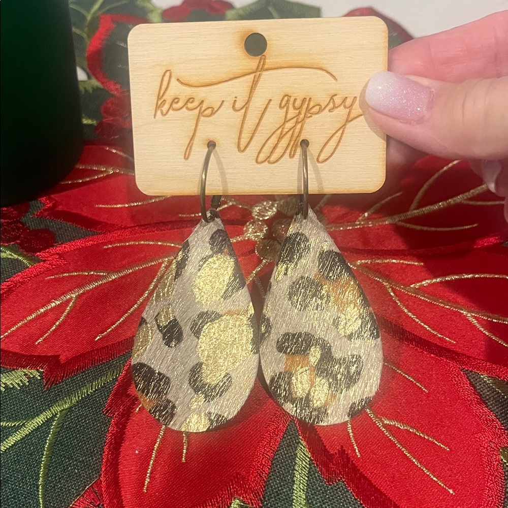 NWT Keep It Gypsy leather leopard pattern earrings. - Picture 2 of 4